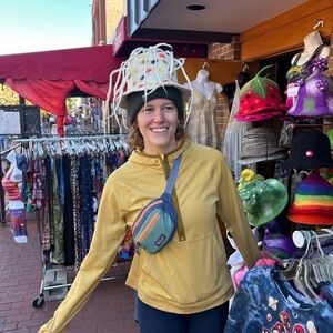 Meet your Posher, Taylor